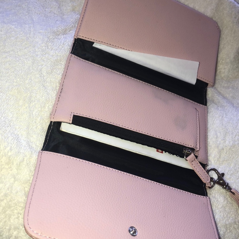 Pink Rose Print Wristlet - Picture 4 of 4